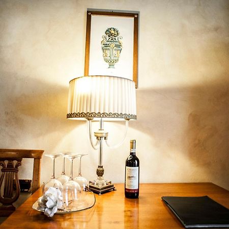 B&B Palazzo Al Torrione Сан-Джиминьяно Экстерьер фото