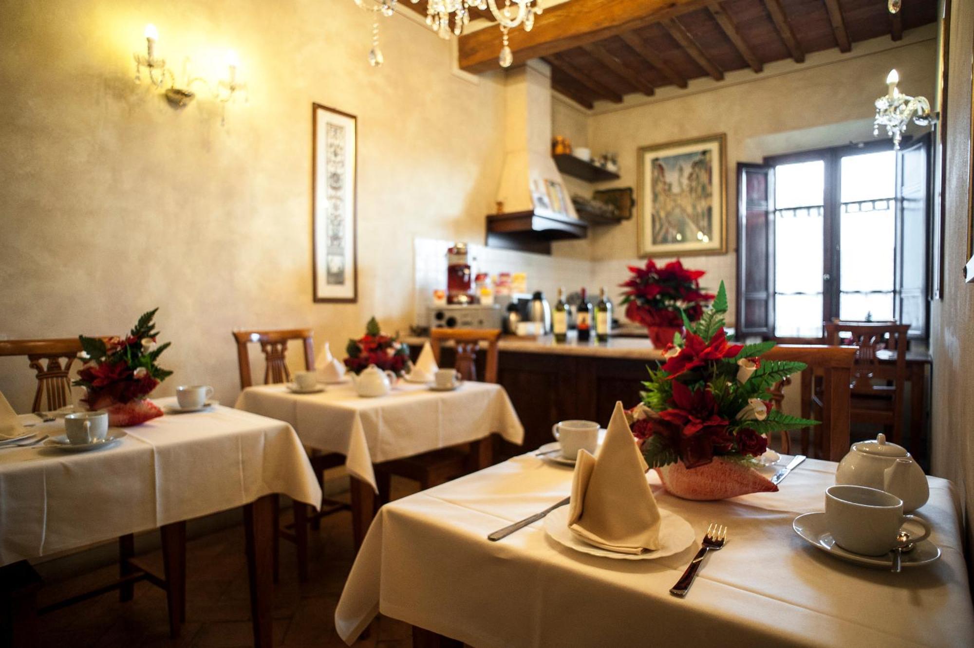 B&B Palazzo Al Torrione Сан-Джиминьяно Экстерьер фото