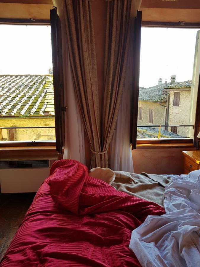 B&B Palazzo Al Torrione Сан-Джиминьяно Экстерьер фото