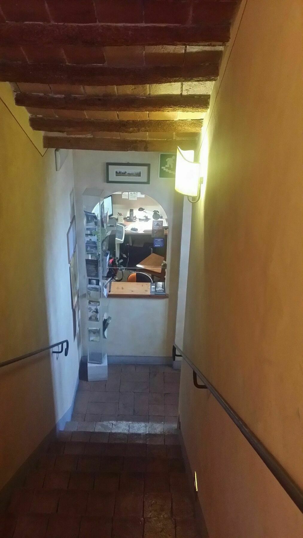 B&B Palazzo Al Torrione Сан-Джиминьяно Экстерьер фото